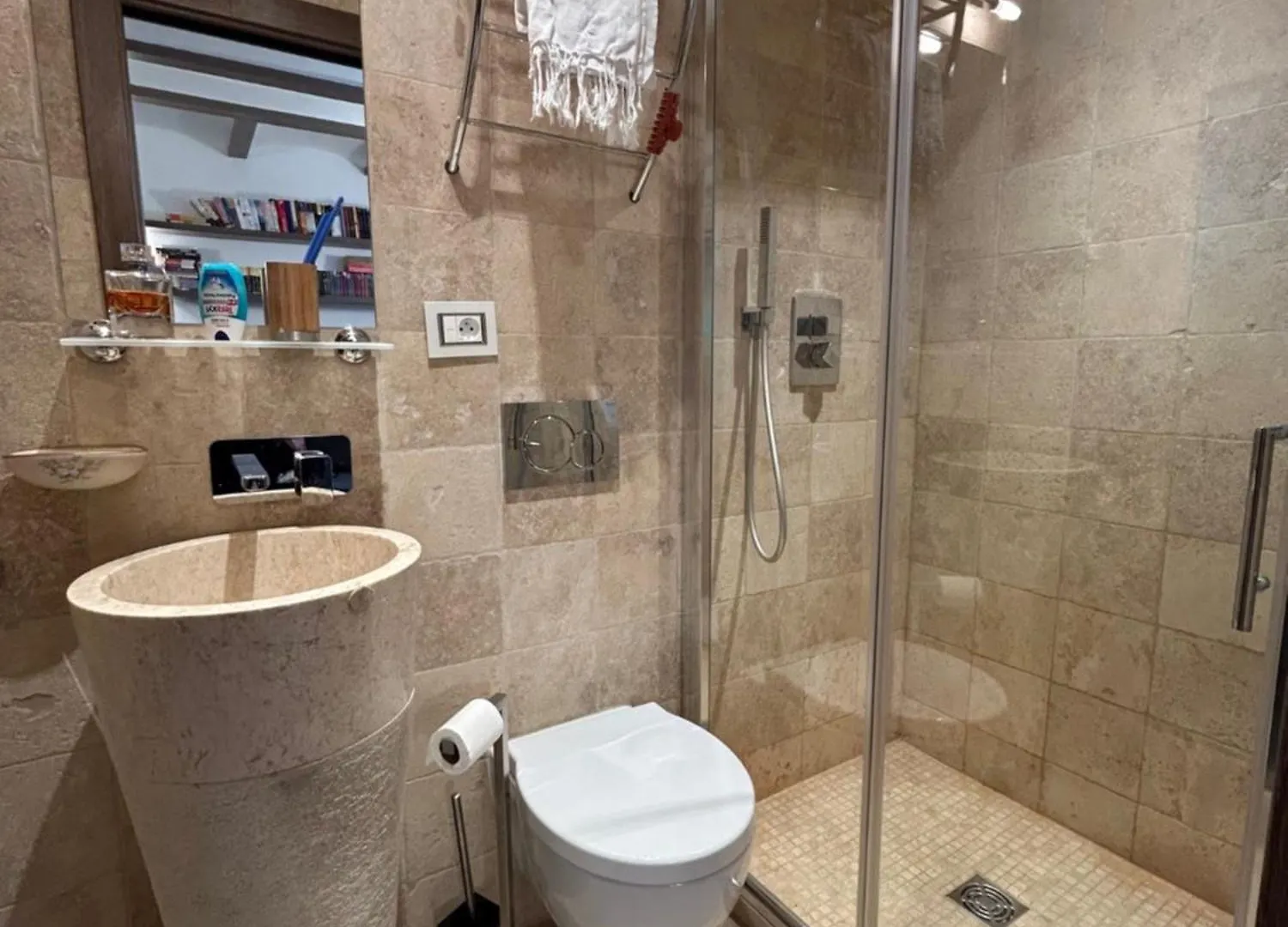 Superbe Studio Entierement Equipee A 1Min De La Mer A Pieds. Menton Centre Apartamento
